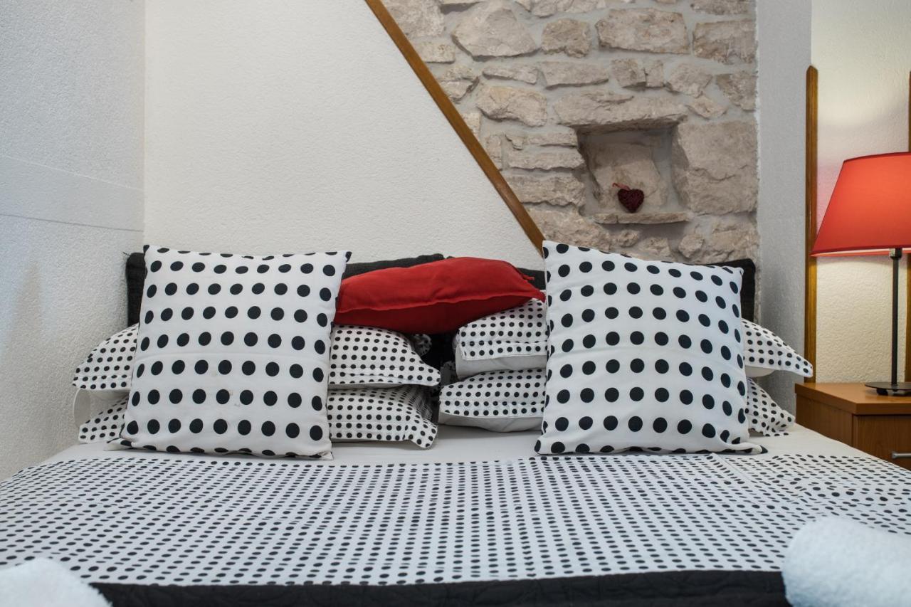 Apartments Gajeta Gradac  Luaran gambar
