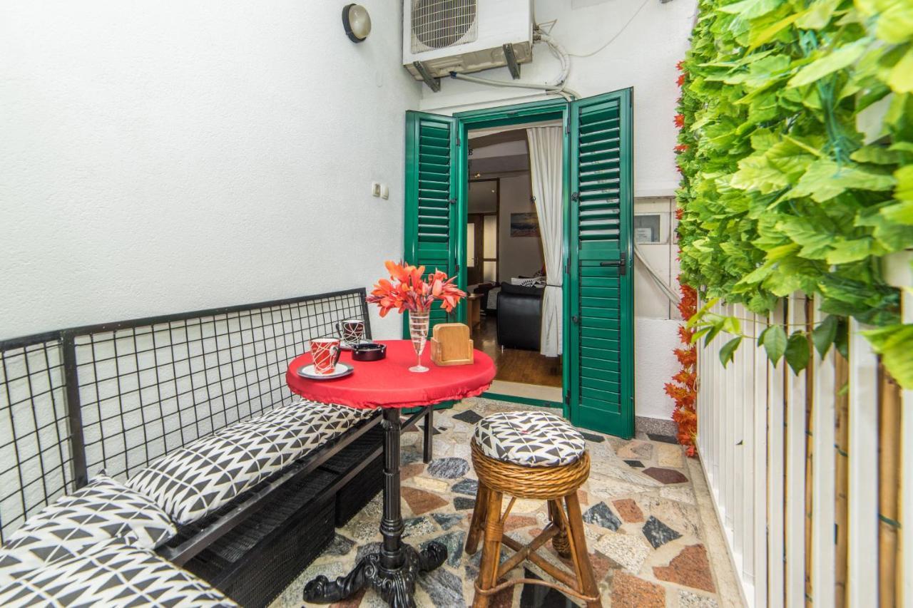 Apartments Gajeta Gradac  Luaran gambar