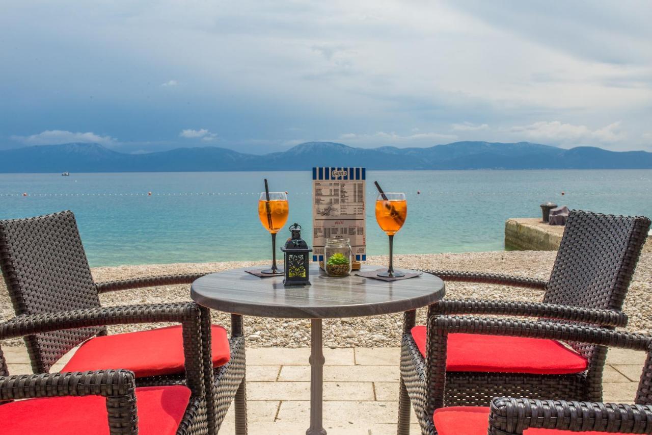 Apartments Gajeta Gradac  Luaran gambar