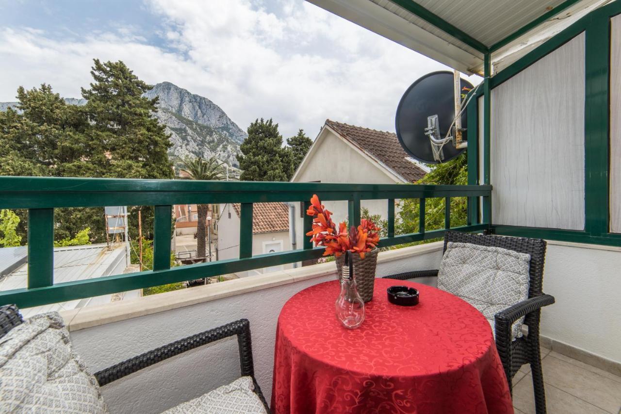Apartments Gajeta Gradac  Luaran gambar