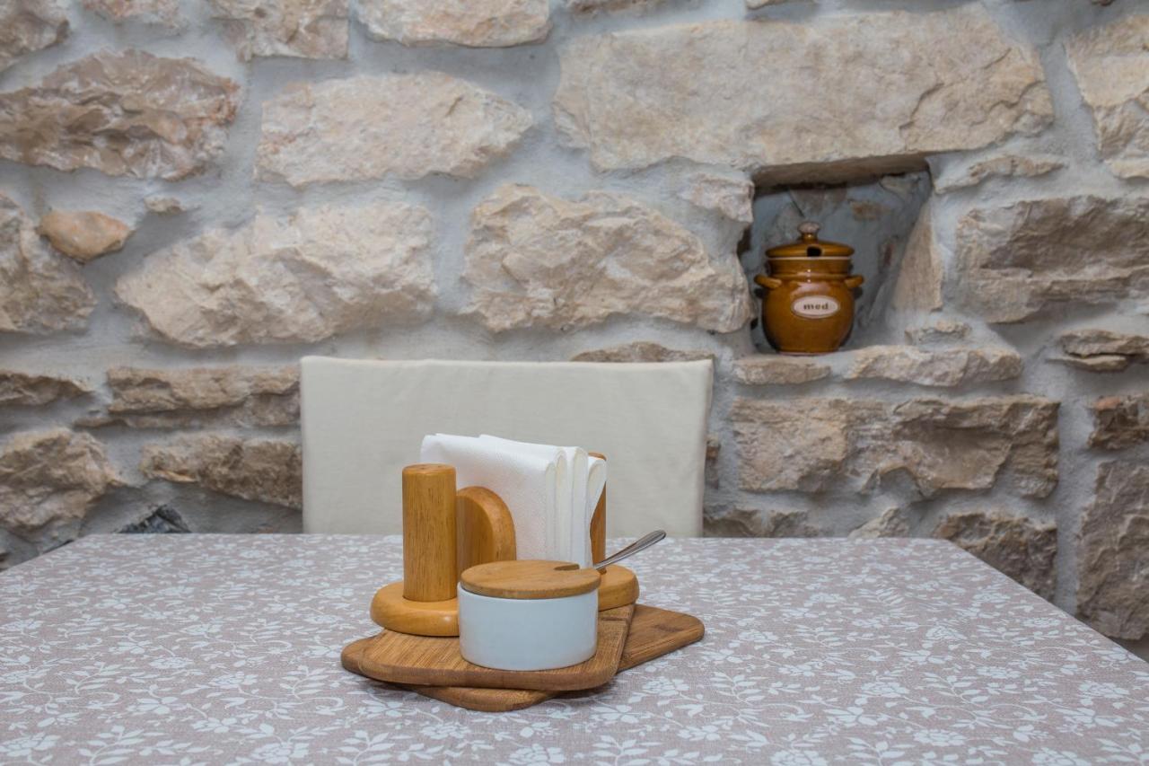 Apartments Gajeta Gradac  Luaran gambar