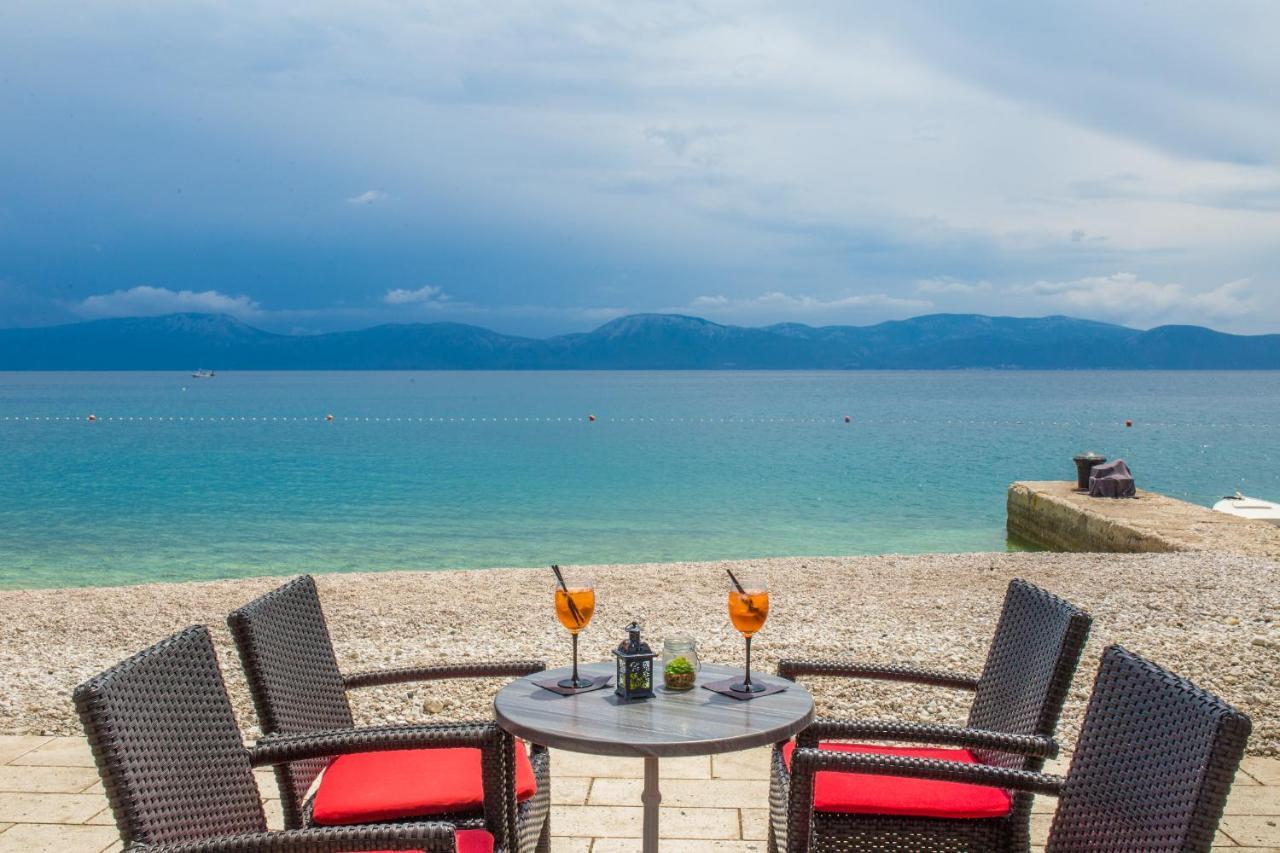 Apartments Gajeta Gradac  Luaran gambar