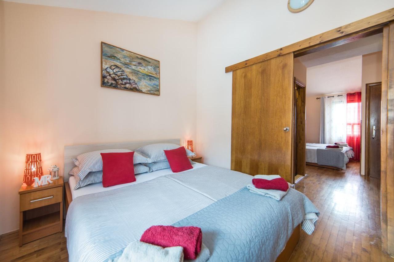 Apartments Gajeta Gradac  Luaran gambar